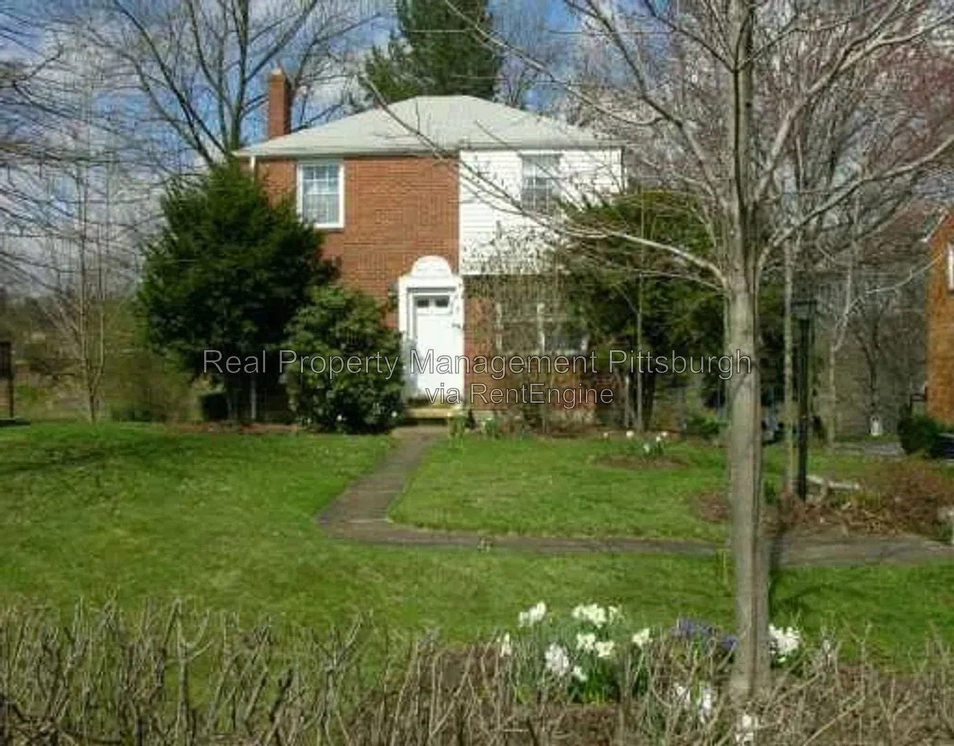 3 bed, 1.5 bath, 1254 sqft, $1,800 — Photo 1