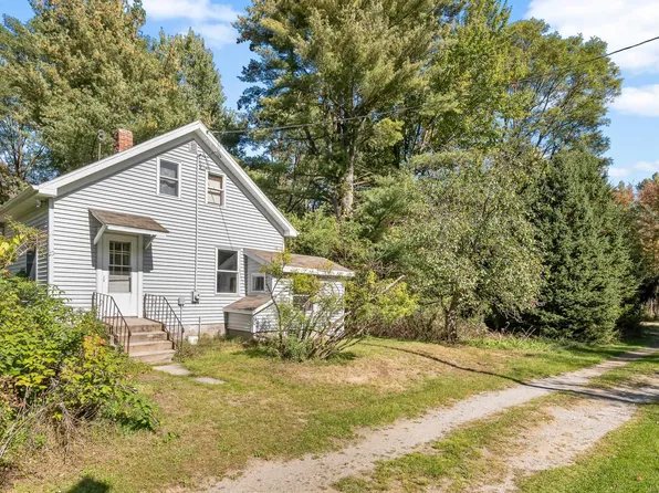 4819 Nellis Ln, Oconto, WI 54153