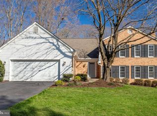 5181 Dungannon Rd, Fairfax, VA 22030