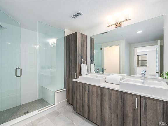 3rd image of 431 E Bayaud Ave #201