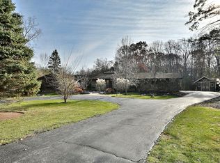 1403 Forest Dr, Glenview, IL 60025