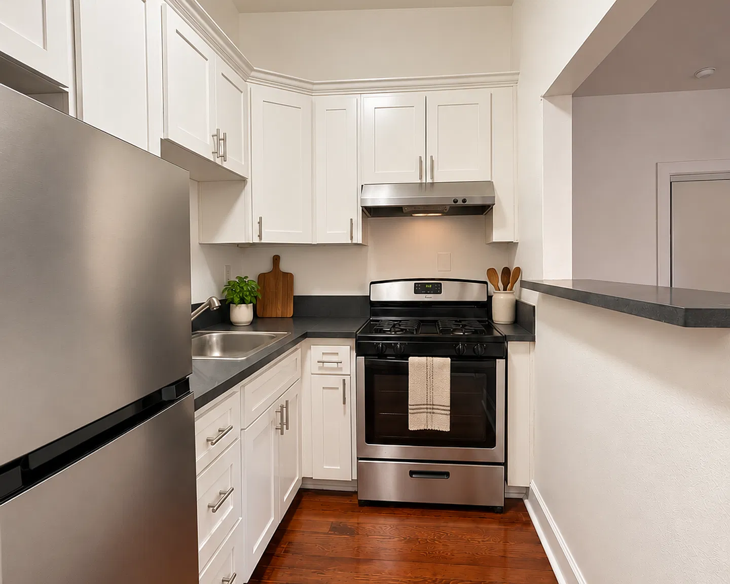 Welcome to the Ashmont: NY-Style Living in Art Deco Elegance — Photo 1