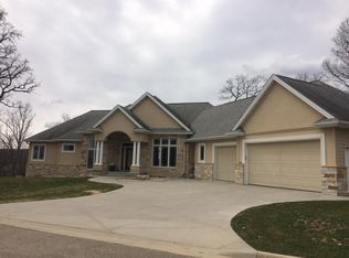 2548 Salem Heights Ln SW, Rochester, MN 55902