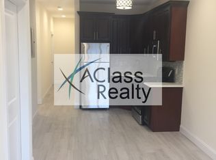 3134 Steinway St #3T, Astoria, NY 11103