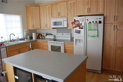 1st image of 840 Daniel Dr