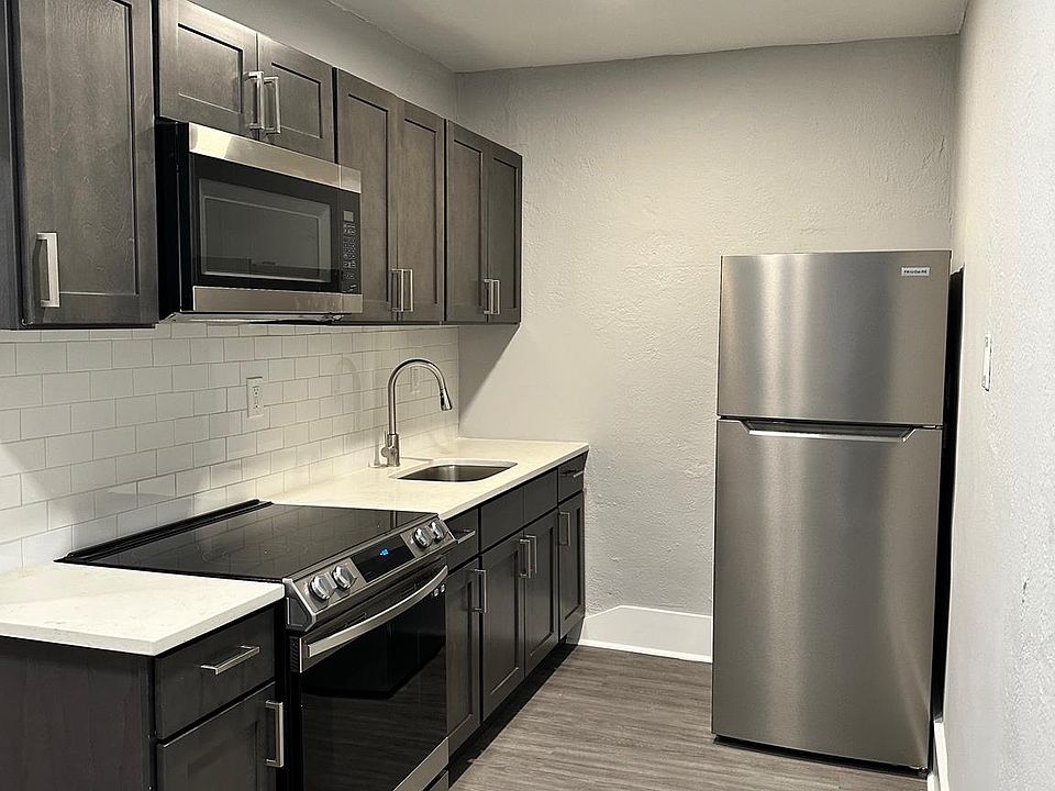 1st image of 200 W Sedgwick St #312