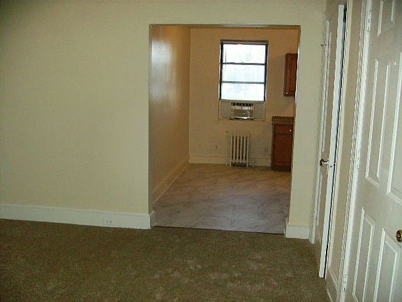 5th image of 3933 Granby St APT E1