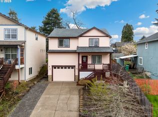 13807 SE Gladstone St, Portland, OR 97236