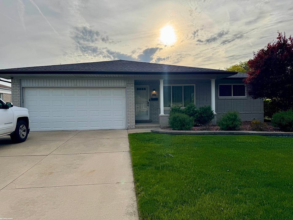 1st image of 34391 Brookshire Dr
