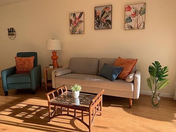 3rd image of 2700 Bayshore Blvd #1