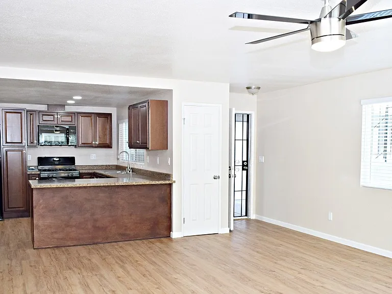 2BR, 1BA Apartment Unit - Open Floor Plan, No Carpet , Double Pane Windows, and 1 Assigned Parkin... — Photo 9