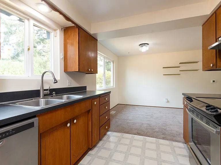 17656 SE 267th Pl — Photo 16