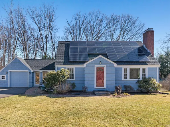 20 Woodruff Road, West Hartford, CT 06107