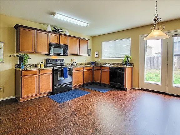 2nd image of 1705 Wickham Dr