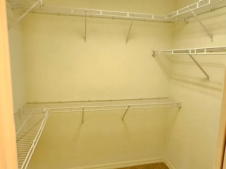 904 Casa Del Lago Way #904 — Photo 27