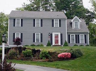 11 Anchor Dr, Forestdale, MA 02644