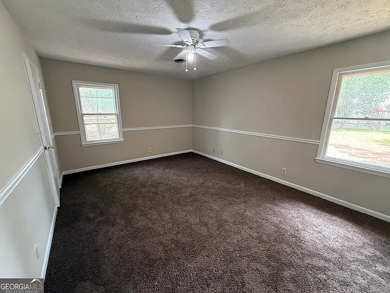 602 Hillcrest Dr — Photo 28