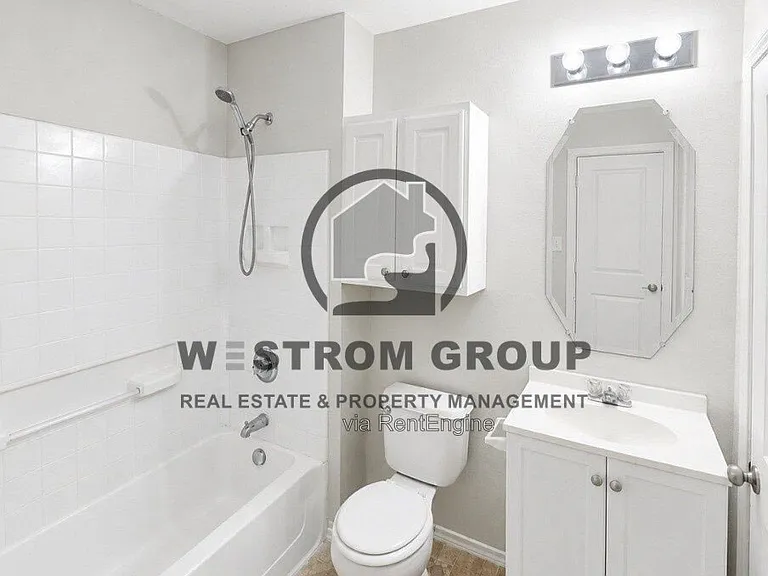 7120 Planters Row Dr — Photo 21