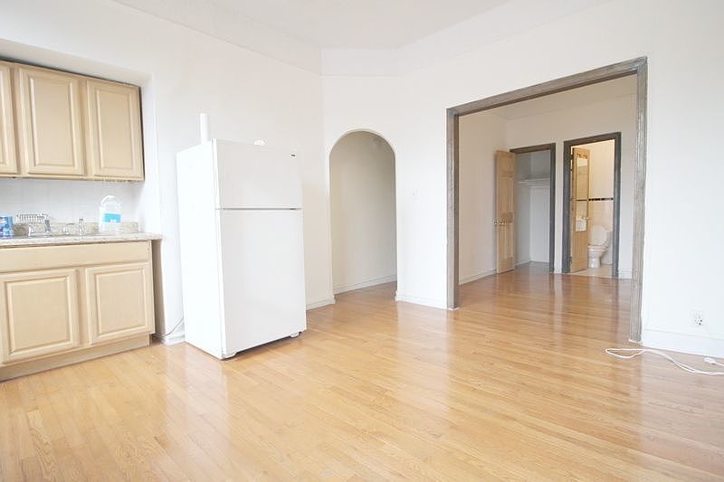 1st image of 568 Vanderbilt Ave #6B