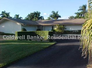 451 Harbour Dr, Naples, FL 34103