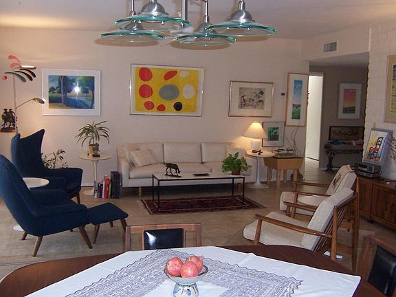 4th image of 825 S Los Rubies Cir