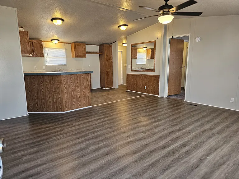 37794 Shelton Way — Photo 2
