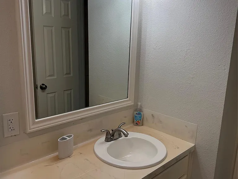 151 Country Oaks St — Photo 13