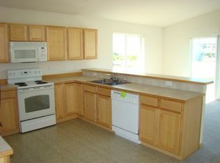 1326 N Jetty Ave, Ocean Shores, WA 98569