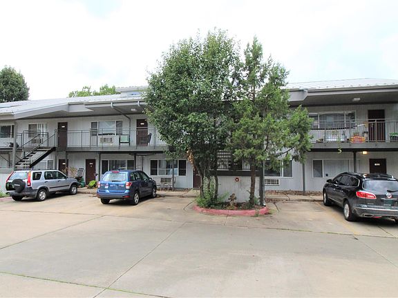 2nd image of 1023 N Molly Ct