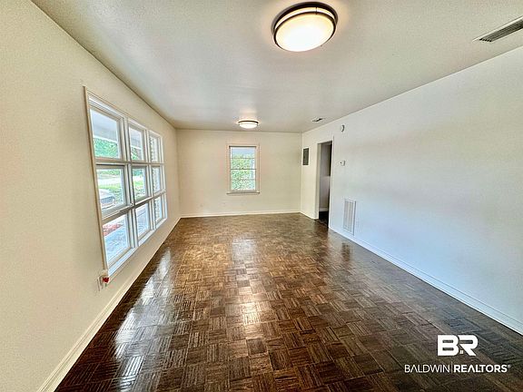 2nd image of 3921 W Charmaine Cir