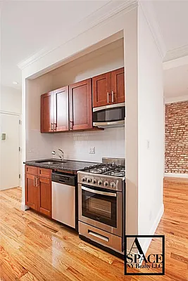 Rented by A Space Realty NY LLC | media 3