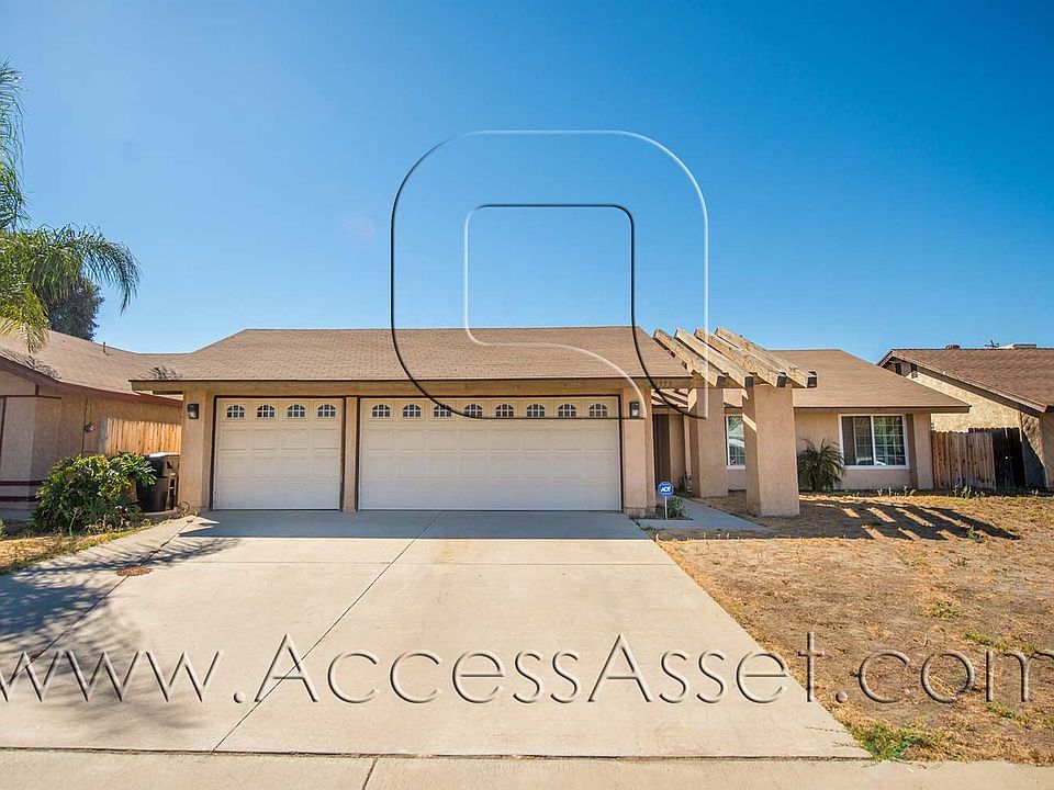1st image of 24553 Vandenberg Dr