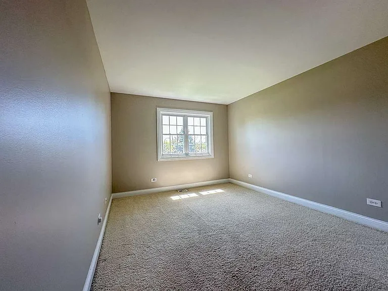 11 Foxcroft Rd #127 — Photo 9