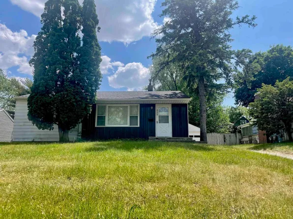 620 Cornwall Ave, Waterloo, IA 50702