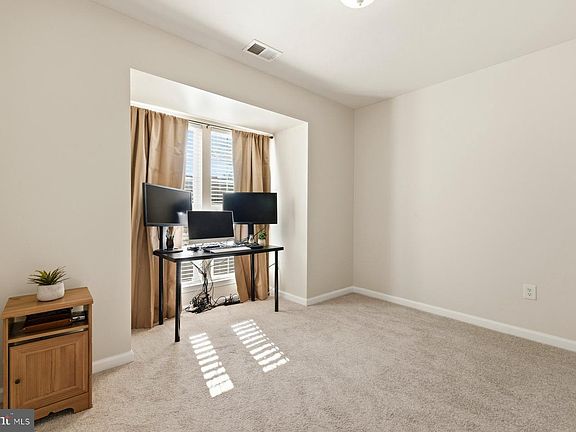 5th image of 1017 Ironwood Ln