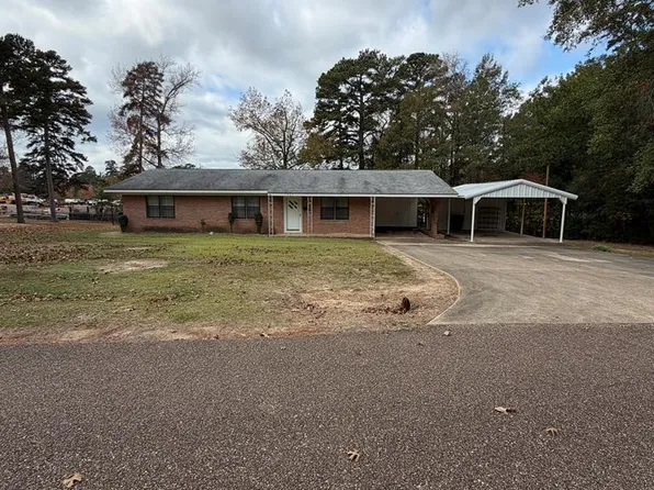 205 Hampton Dr, Atlanta, TX 75551