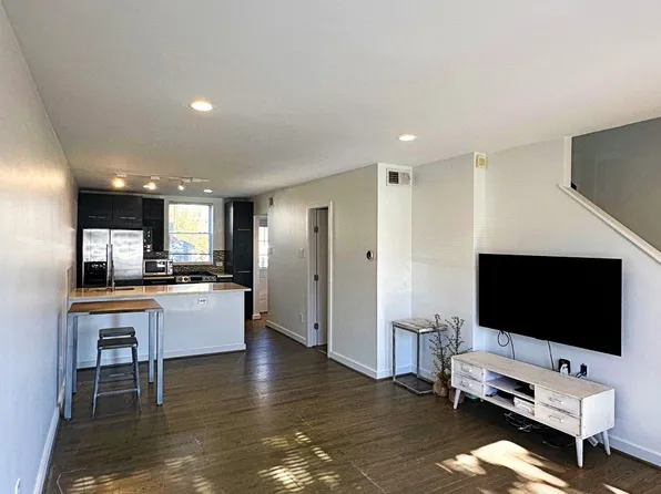 137 W Reed Ave #137, Alexandria, VA 22305