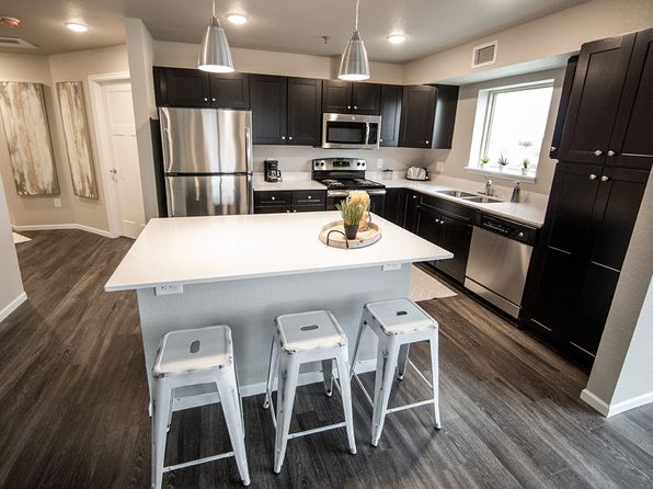 Grand Crossing, 45 W Jefferson St APT 118, Waterloo, IA 50701