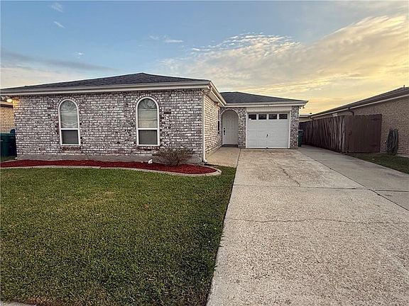 2nd image of 5068 Dueling Oaks Ave