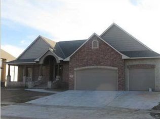 4211 W Emerald Bay St, Wichita, KS 67205