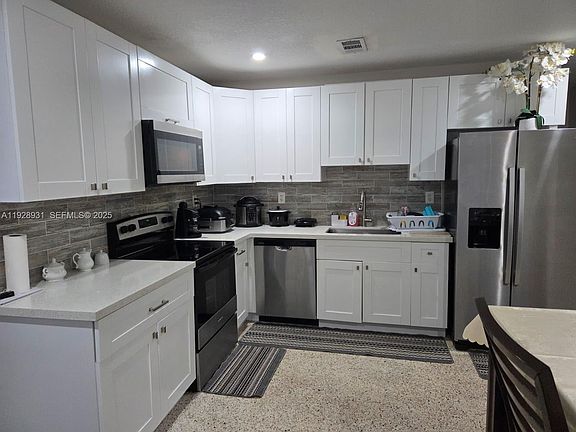 3rd image of 9228 SW 37th St #9228
