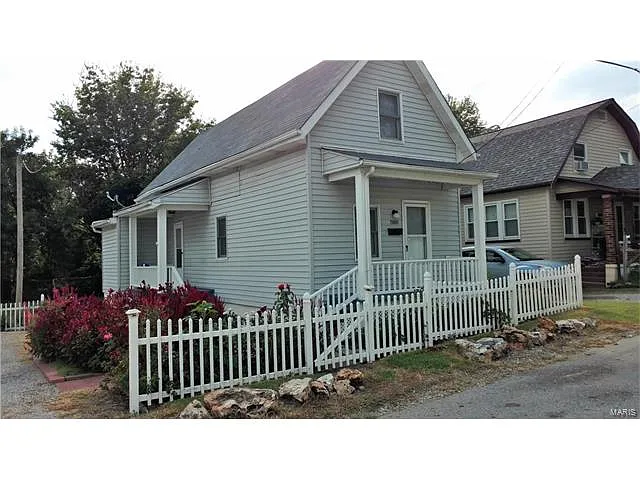 4728 Heidelberg Ave photo 1