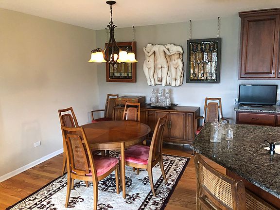 5th image of 18145 Ohio Ct #271