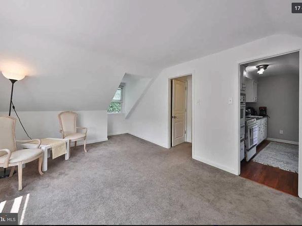 446 Evergreen Ave Floor 2