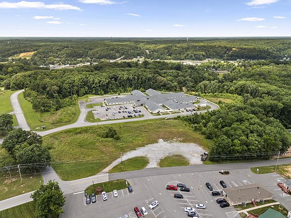 3rd image of 0 Hillwood Dr