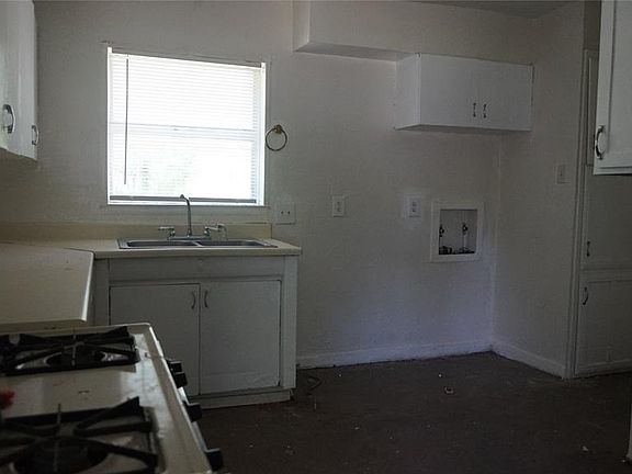 2nd image of 10708 Dunaway Dr
