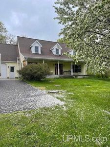 N2045 Summit Rd, Vulcan, MI, 49892