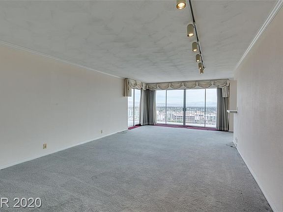 4th image of 3111 Bel Air Dr Unit 17F
