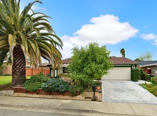 204 Holiday Hills Dr, Martinez, CA 94553