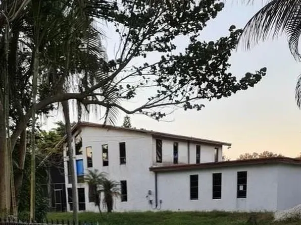 12531 SW 12th Street, Davie, FL 33325